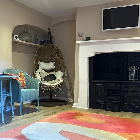 Unique Clifton Apartment On Historic Crescent Bristol Chambre photo