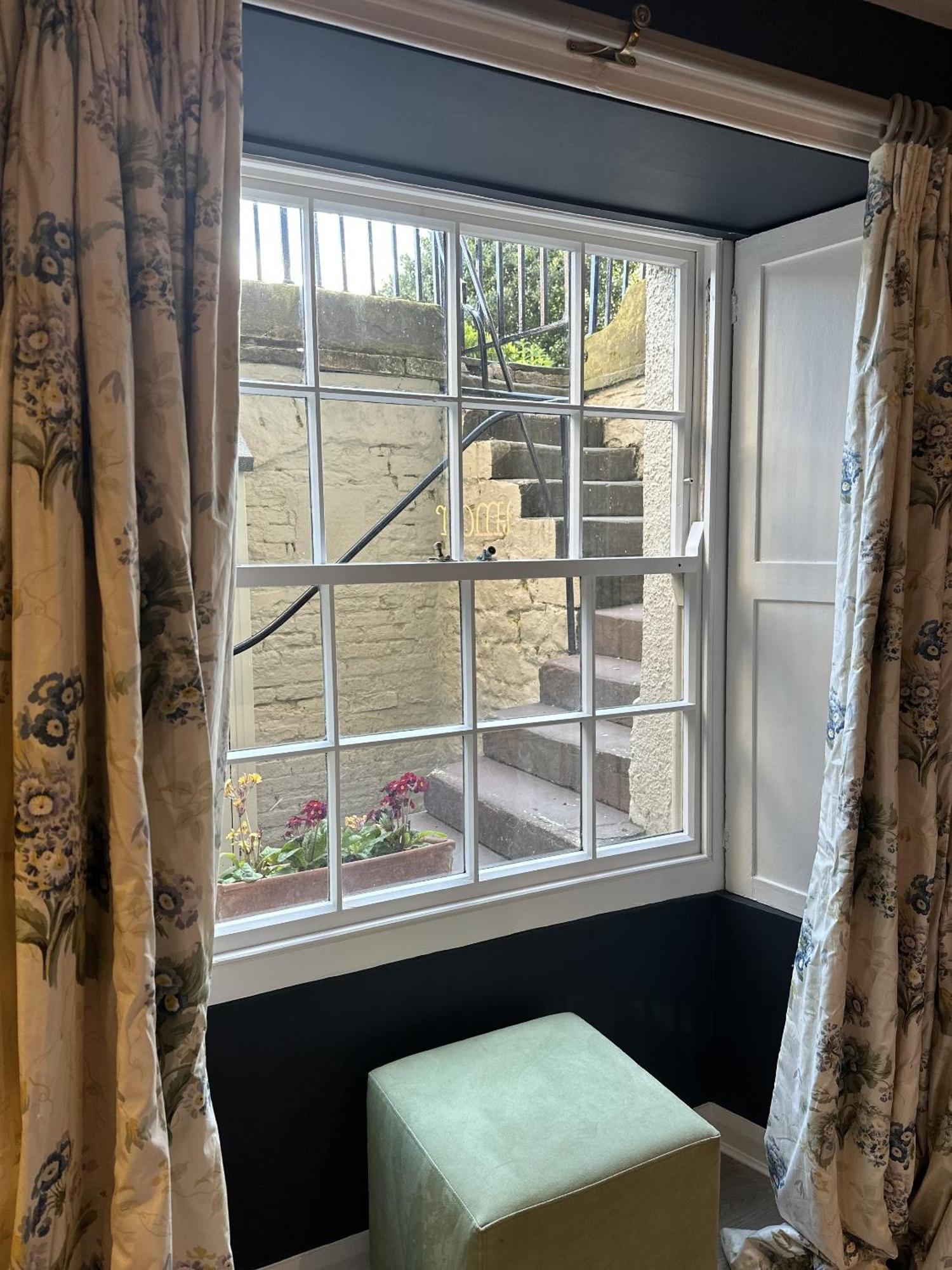 Unique Clifton Apartment On Historic Crescent Bristol Extérieur photo